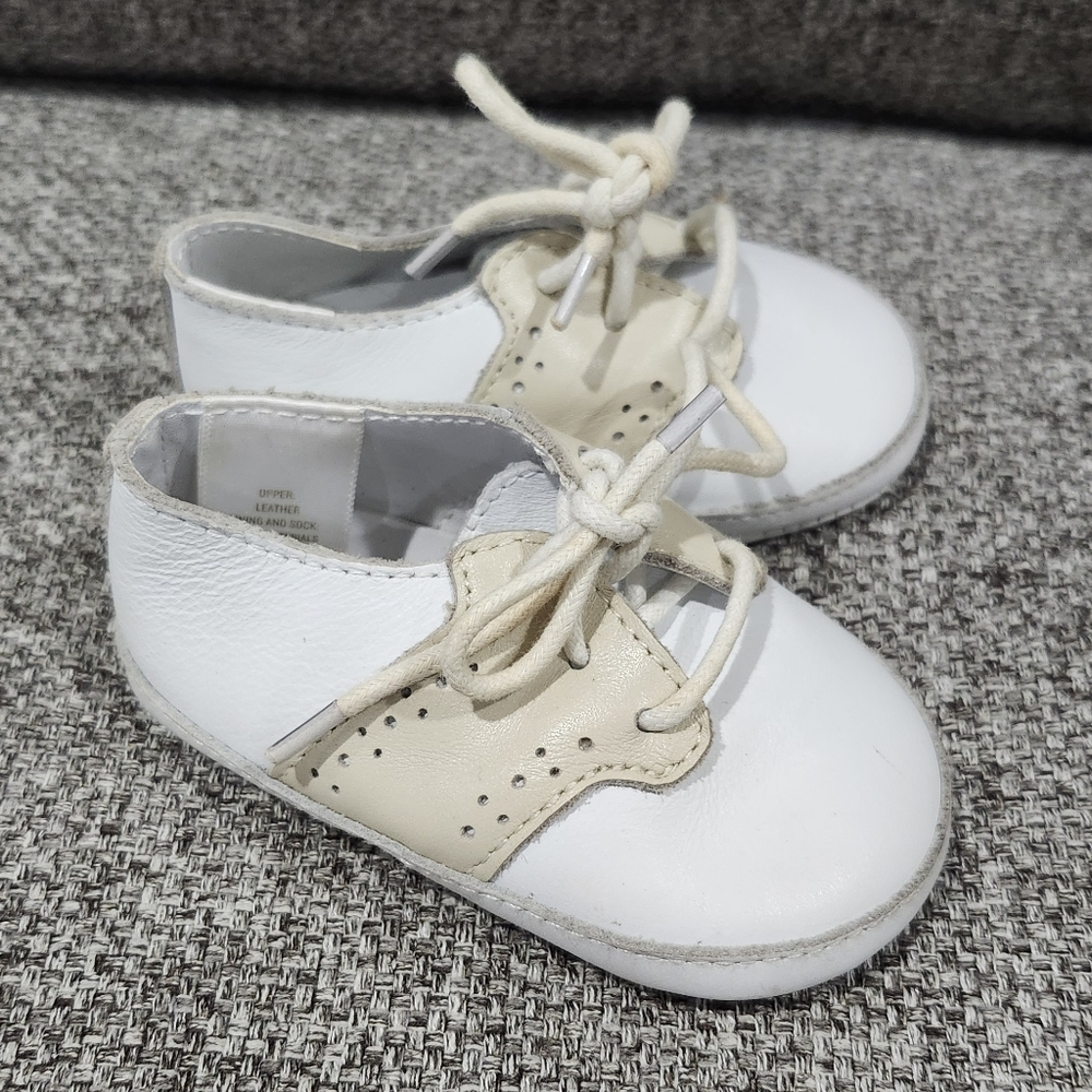 Janie and Jack size 2 Leather Oxford Crib shoes